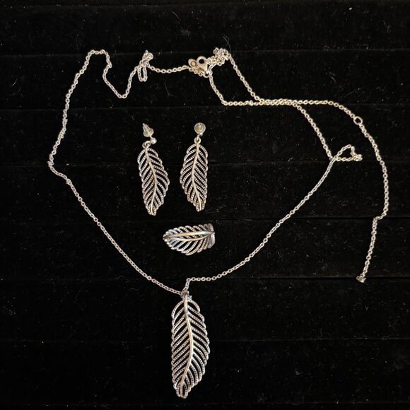 Pandora "Light as a feather" set - Pendant with long chain, Earrings, Ring - Picture 3 of 4